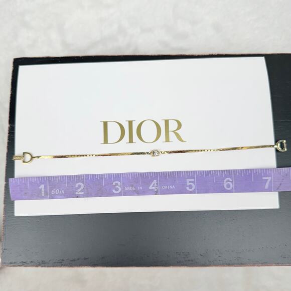 Dior bracelet vintage gold beautiful authentic! Great condition! - Picture 7 of 7